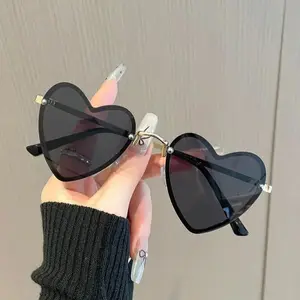 Women Elegant Heart Shaped Sunglasses, Trendy Cute Hollow Out Lens Shades, Vintage Stylish Summer Eyewear Accessories, Lightweight All Match Fashion Glasses, Perfect for Beach Vacation Daily Wear Outdoor Travel Party Street Casual All Occasions