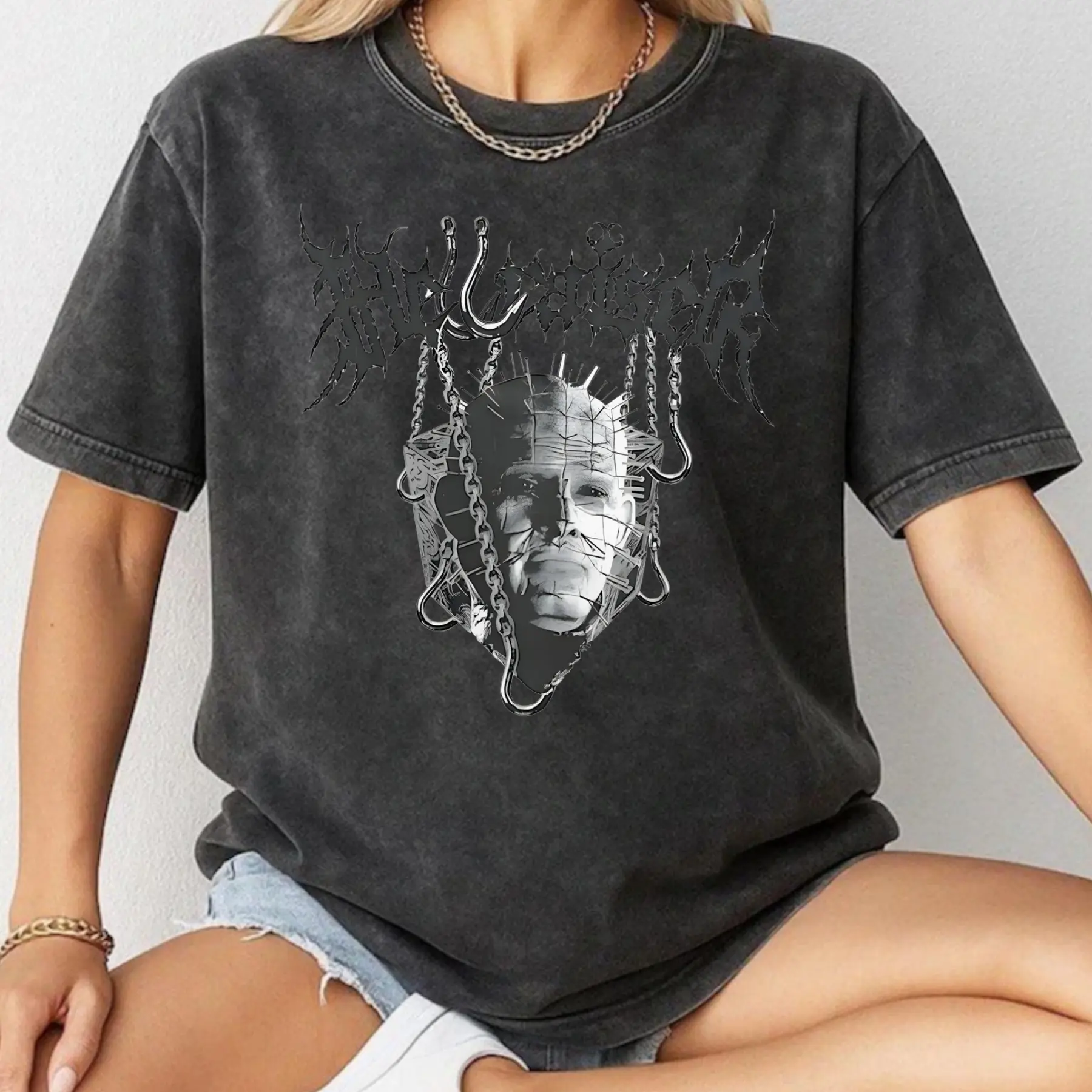 Women's Hellraiser-Inspired 90s Washed Graphic Vintage Tee - Chic Casual Top, Oversize Short-Sleeve Round Neck with Seal & Colorful Print, Retro Look Unisex Summer T-Shirt