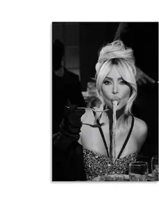 Kim Kardashian Poster1