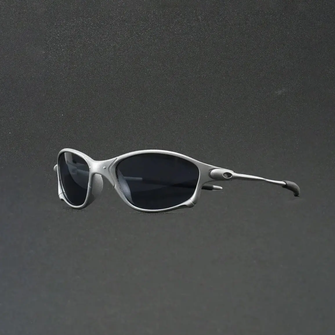 1 Pair Men's Polygonal Fashion Glasses with a Unique Design Combining Trendiness and Personality, Suitable for Summer Outdoor Sports, Beach Vacations, Travel, and Everyday Street Style
