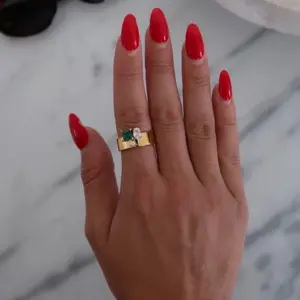 EMERALD RING