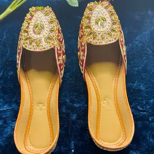 Handmade Leather Maroon Punjabi Jutti for Women | Embellished Wedding & Party Wear Mojaris | Ethnic Indian Bridal Flats | Traditional Zardosi Embroidery Footwear