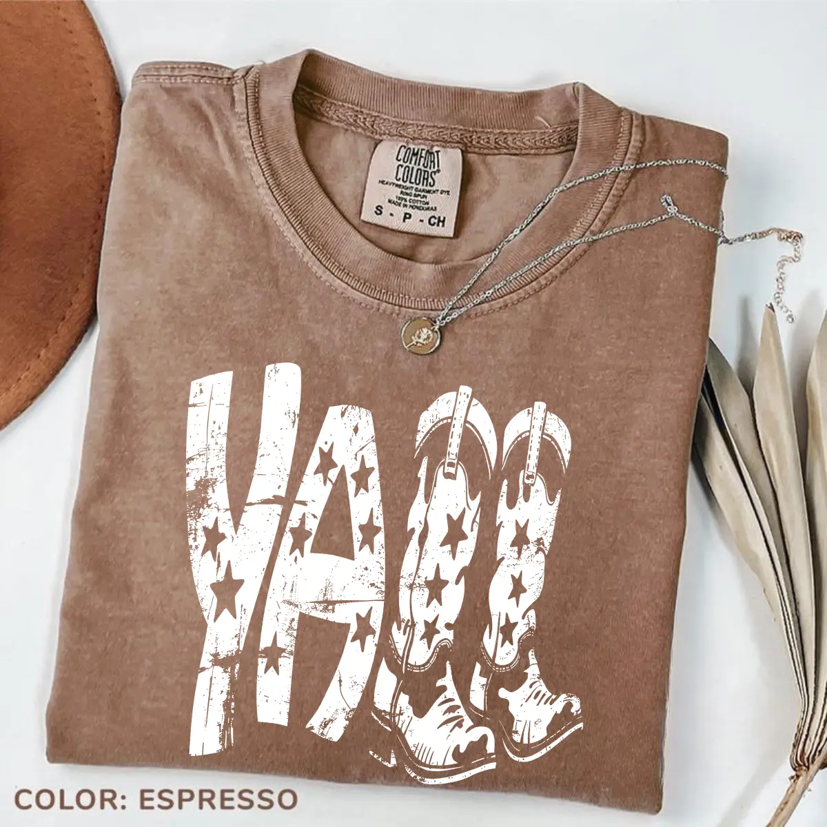 Comfort Colors Western Cowgirl T-Shirt for Women, Vintage Retro Country Music T-Shirt, Cowboy Western Flag Graphic, Patriotic Western Outfit Tee