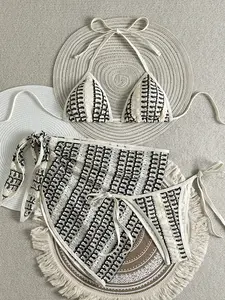 Women's Vintage Geometric Texture Halter Triangle Bikini Set, Sleeveless Slim-Fitting Swimsuit, Tie Side Cover-Up, Beach Holiday Style, Halter Neck Bikini, Textured Bikini Sets