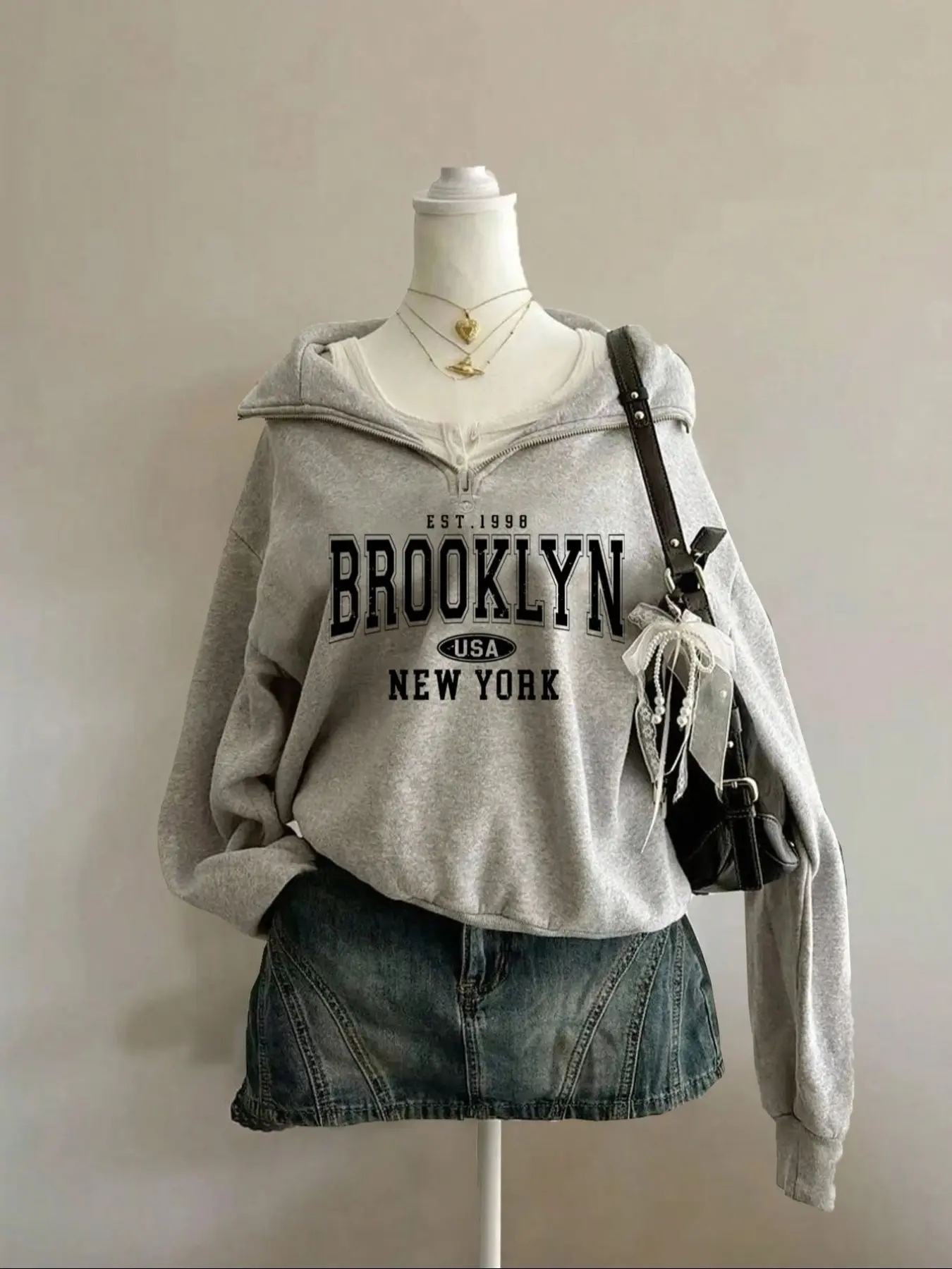 Women's Letter Print Half-Zip Long Sleeve Knit Fitted Aesthetic Hoodie, Lady Womenswear, Casual Fashion Pullover Sweatshirt, Comfortable & Stylish, Easy to Pair, Must-Have Wardrobe Addition