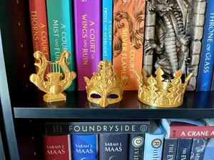 Fae Trove Bookshelf Decor - Gold Harp, Gold Mask, and Gold Crown - 3D Printed Bookish Decor