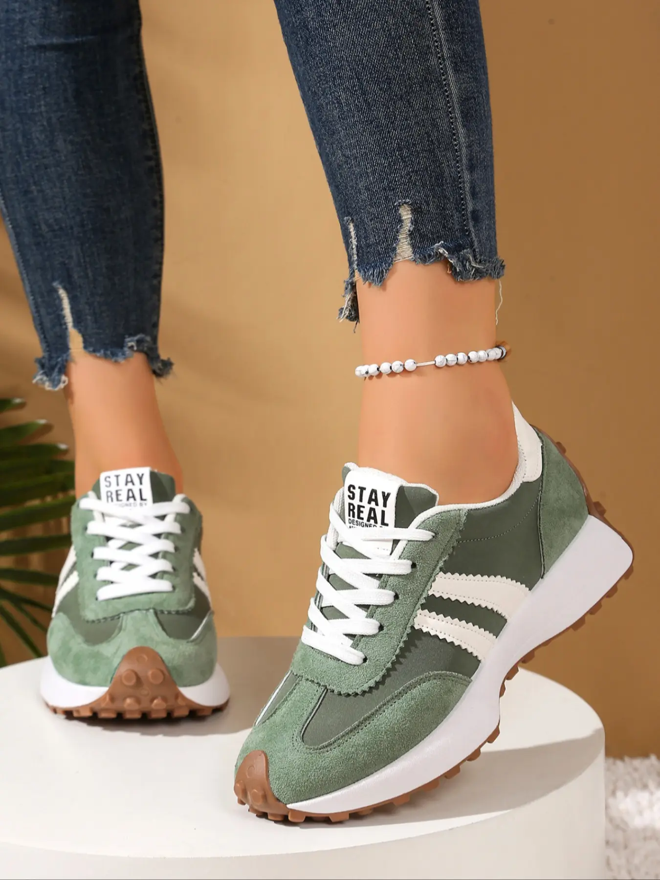 Women's Thick-Sole Sneakers, Stylish Sneakers, Breathable Walking Shoes, Comfortable Support, Casual Textile Upper and Rubber Outsole, All Seasons Sneakers, Athletic Footwear, Trainer Shoes