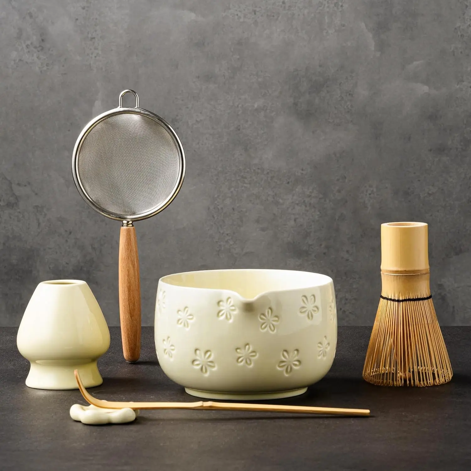 Matcha Whisk Set, Ceramic Matcha Set, 6 Pcs Matcha Kit Includes Matcha Bowl, Matcha Whisk with Holder, Bamboo Scoop, Scoop Rest, Sifter, Ceremonial Matcha Tea Set, Perfect Gifts, Beige