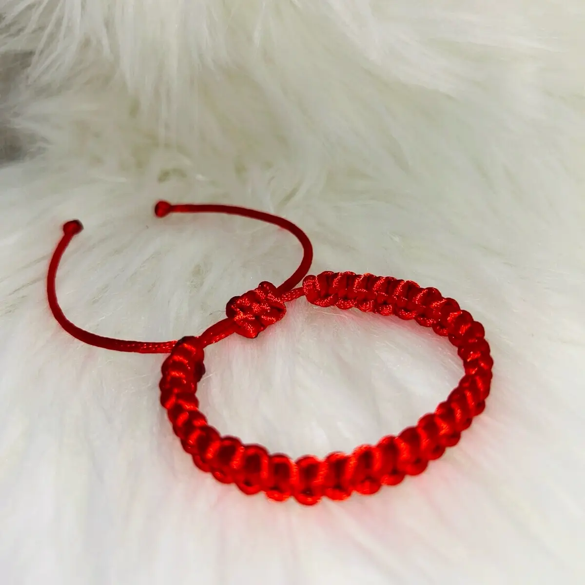 Adjustable Thread Bracelet for Men and Women Daily Wear in Multiple Colors - Fashion Accessories Adjustable Thread Bracelet for Men and Women Daily Wear in Multiple Colors - Fashion Accessories
