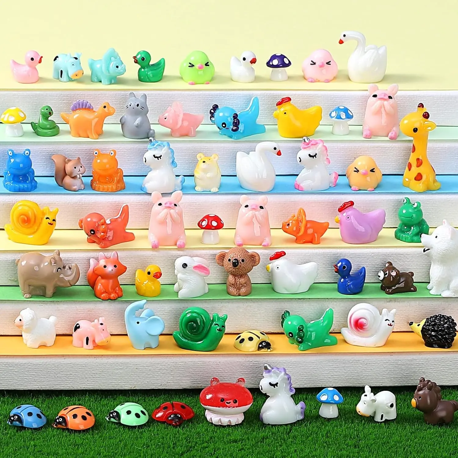 60Pcs Mini Resin Animals Mini Animals Figures to Hide Tiny Resin Animal for Dollhouse Accessories, Decor and Aquarium Décor