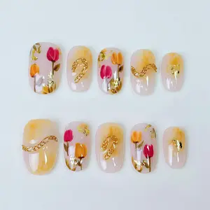 T97 Hand-Painted Tulip Retro Press-On Nail Art - Detachable & Reusable Fake Nails for Everyday Wear or Gift