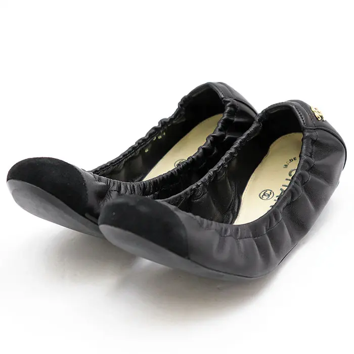 Pre-owned CHANEL Suede Small Leather Goods Leather Ballerina Flats