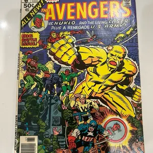 Avengers Annual #6 Marvel Comics 1976 George Perez art VG/Fine