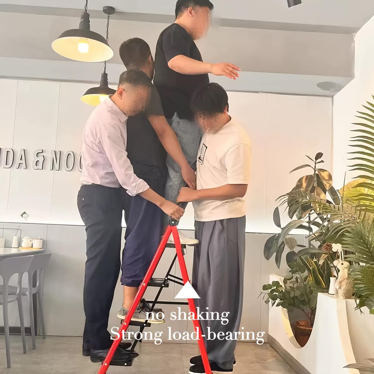 Heavy-duty 3/4/5-step portable folding ladder, with a load capacity of 500 pounds, durable plastic folding ladder with non-slip steps, lightweight and easy to carry, suitable for home and industrial use