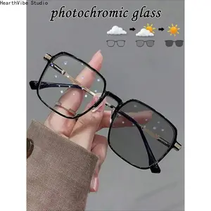 2026 Photochromic Anti-Blue Light Square Eyeglasses - Trendy Alloy Frame Light Sensitive Color Changing Glasses, Protective Unisex Eyewear for Gaming, Office & Outdoor