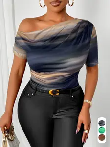 Women's Gradient Asymmetrical Neck Short Sleeve Top, Casual Loose-Fitting Summer T-Shirt, Ladies Fashion Clothing for Daily Wear, Womenswear