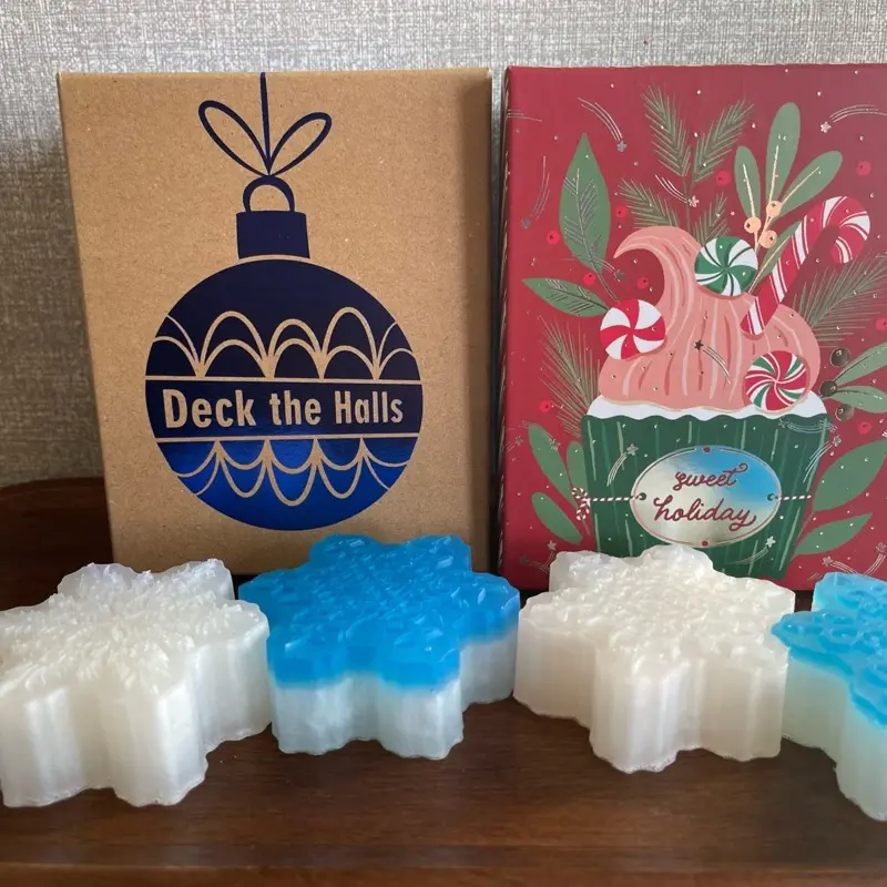 Snickerdoodle Star Soap - Christmas-themed soap with blue and white colors w/out gift box.
