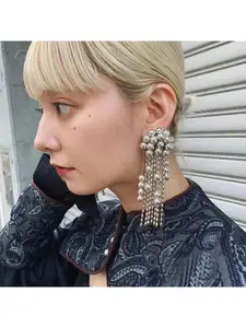 Niche Designer Exaggerated Personality Metal Ball Bead Fringe Long Earring with Light Luxury Cool Style and Charming Ear Pendant