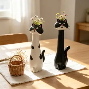Creative Cat-Shaped Resin Vase, Perfect for Fresh and Dried Flowers, Ideal for Home, Garden, Window Sill, Living Room, Bedroom, Gift for Cat Lovers