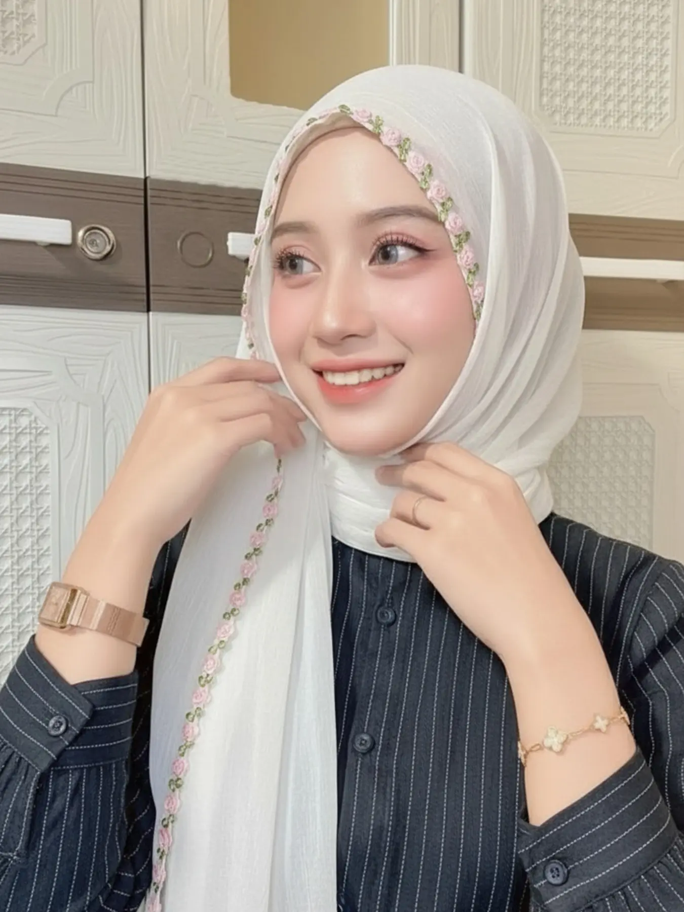 Women's Fashion Casual Rose Embroidery 3D Chiffon Long Scarf Sheerhijabs Modesty Muslims, Soft Smooth, Perfect for Summer Outing, Ideal Gift for Her, Polyester Scarf