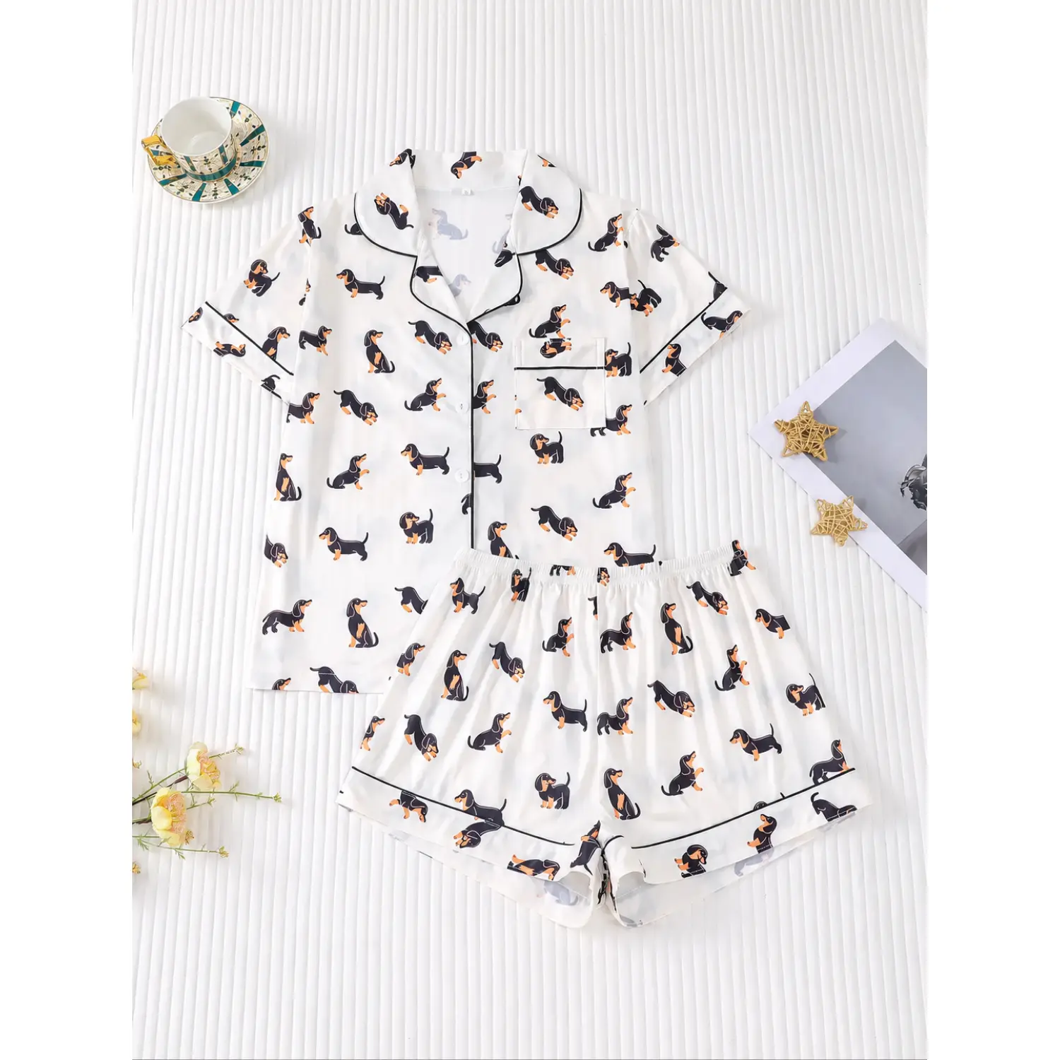 Dachshund Print Knitted Pajama Set - Women's Short Sleeve Shirt & Elastic Waist Shorts, Comfy Summer Loungewear