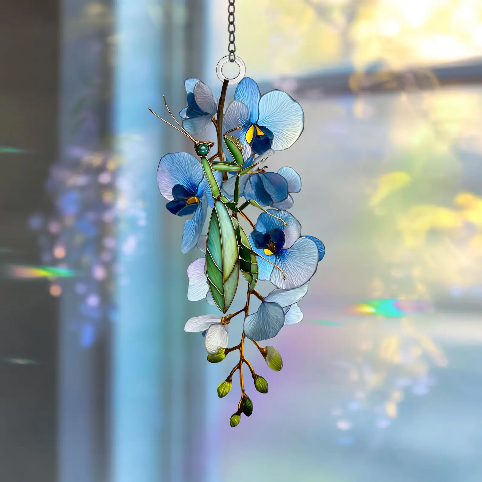 Praying Mantis Blue Orchid Suncatcher Window Hanging Ornament - Translucent Acrylic Stained Glass Style Sun Catcher Pendant for Garden and Home Decor, Unique Mother's Day Nature Lover Gift Idea