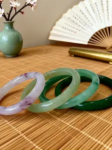 Elegant Eastern Style Jade Bracelet with Gift Box, Beautiful Jewelry, Perfect Gift Choice, Traditional Chinese Ornament, Fine Craftsmanship