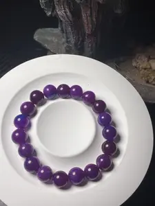 Selected Bracelet – Clean Design for Everyday Wear