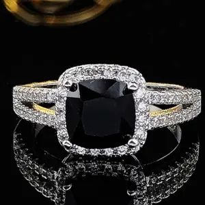 Elegant Cubic Zirconia Decor Ring for Women