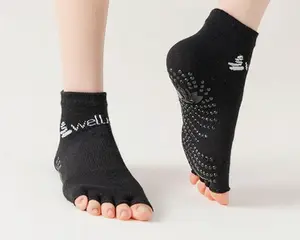 Pilates / Yoga Toe Socks w Grip