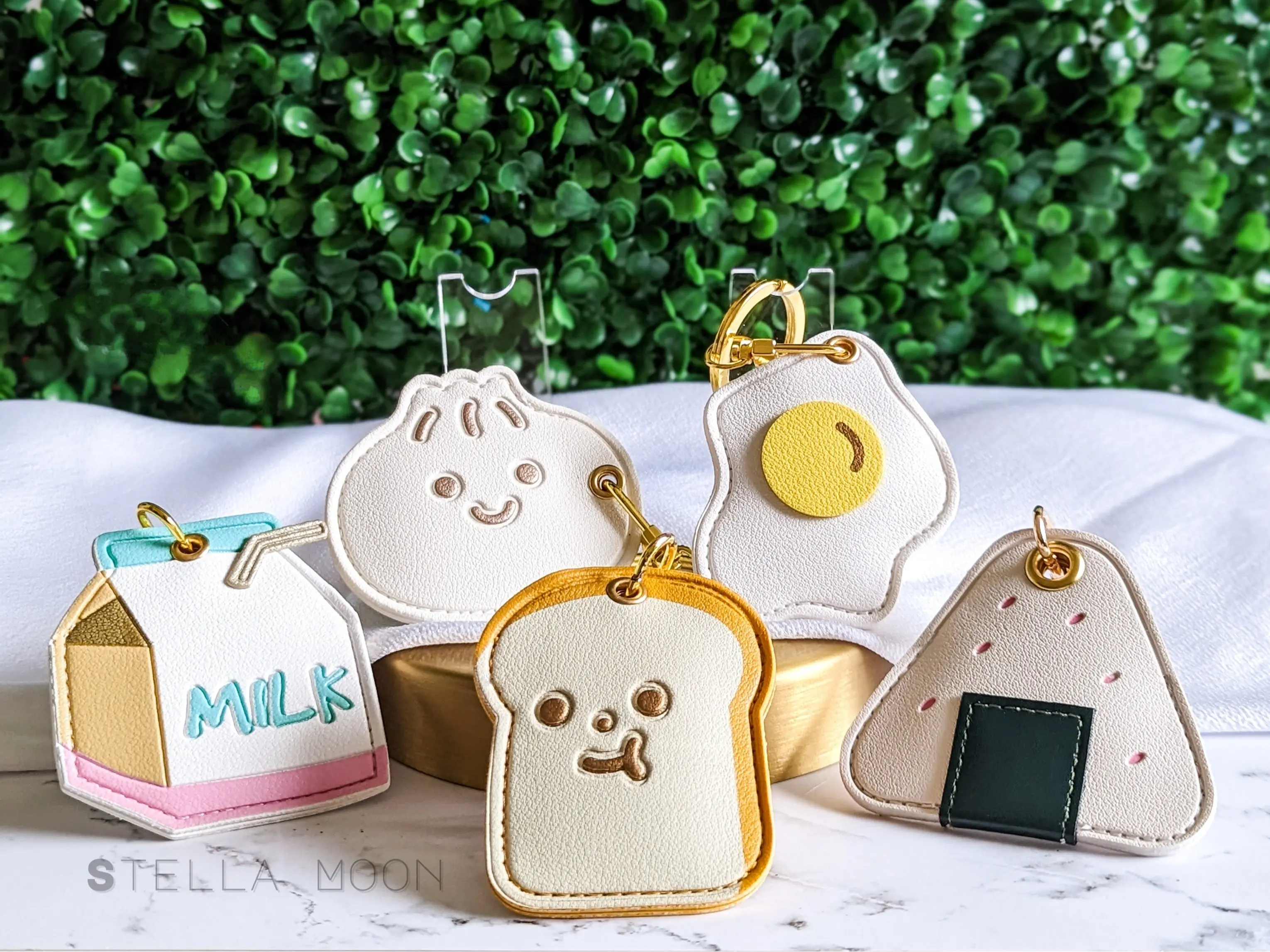 Food Pocket Keychain Egg Leather Key Chain, Dumpling Bag Charm, Toast Key Ring Holder Accessory, Gold Onigiri Rice Ball, Milk Carton Straw cute keychain