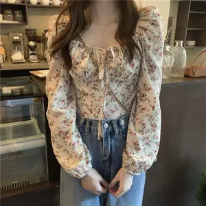 New spring and autumn style puff-sleeved long-sleeved blouse with a super fairy-like design, unique short and plus-size style, French floral print shirt for women