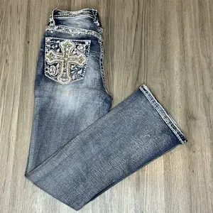 Women's Embroidered Bootcut Jeans