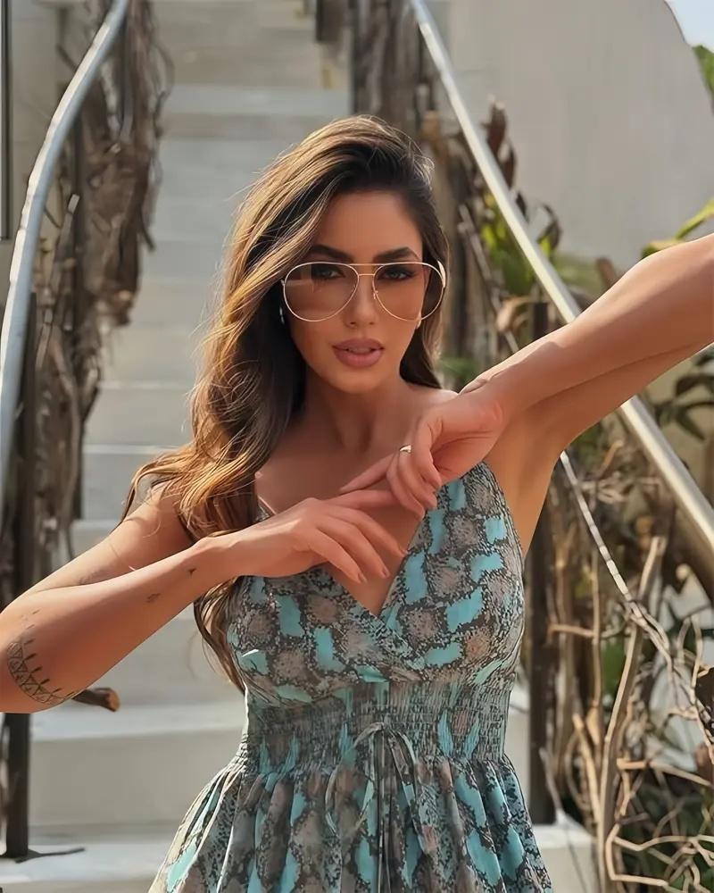 Summer Turn Up 1 PCS Large Frame Double Beam Metal Fashion Sunglasses, Advanced Retro Personality Versatile Daily Wear Street Photography Vacation Travel Beach Accessories, Gold Color Sleek Rectangular Acetate Sunglasses