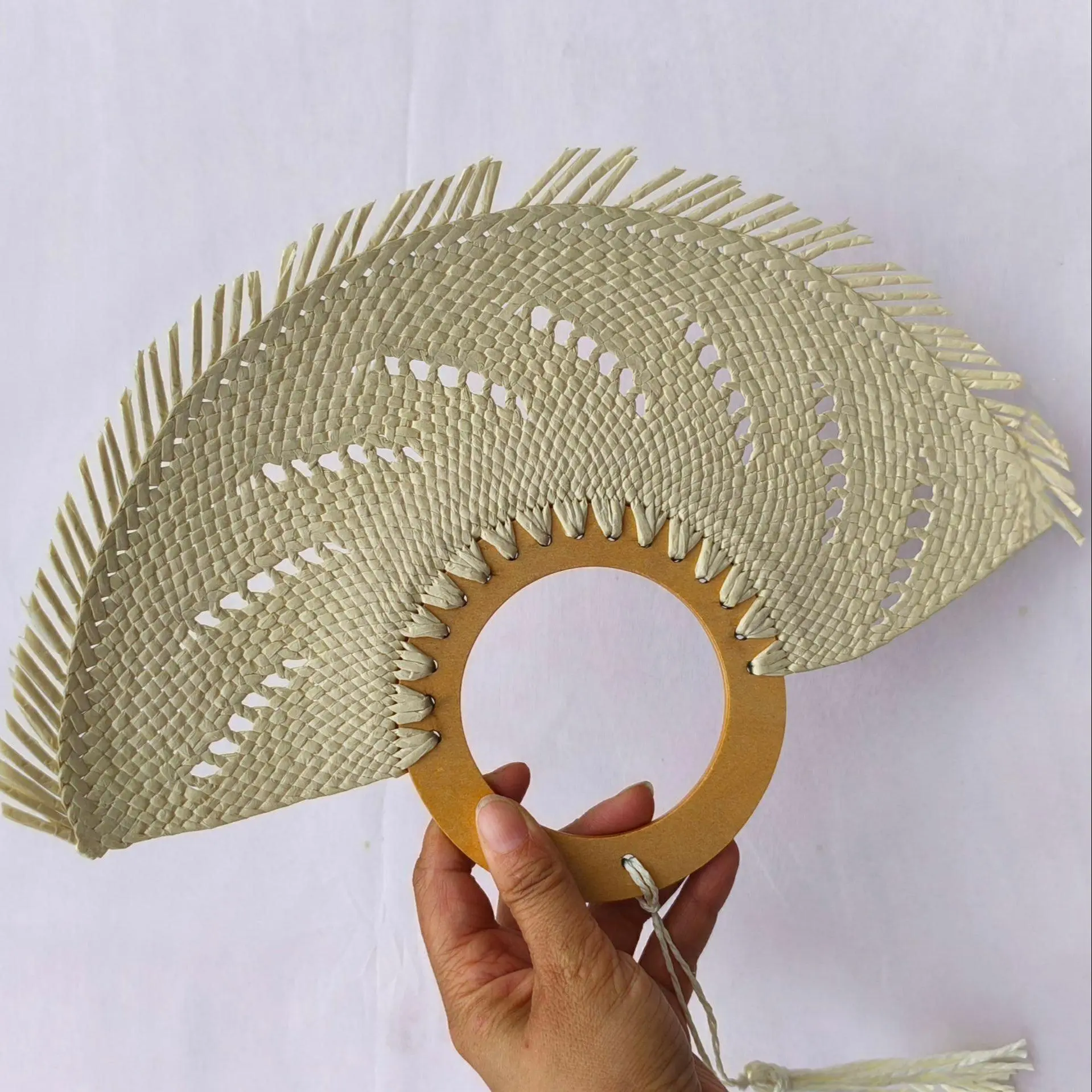 Natural Reed Handwoven Fan Summer Mosquito Repellent Decorative Fan Decoration, Handmade Crafted Bamboo Rattan Fans for Daily Use, Chinese Fan