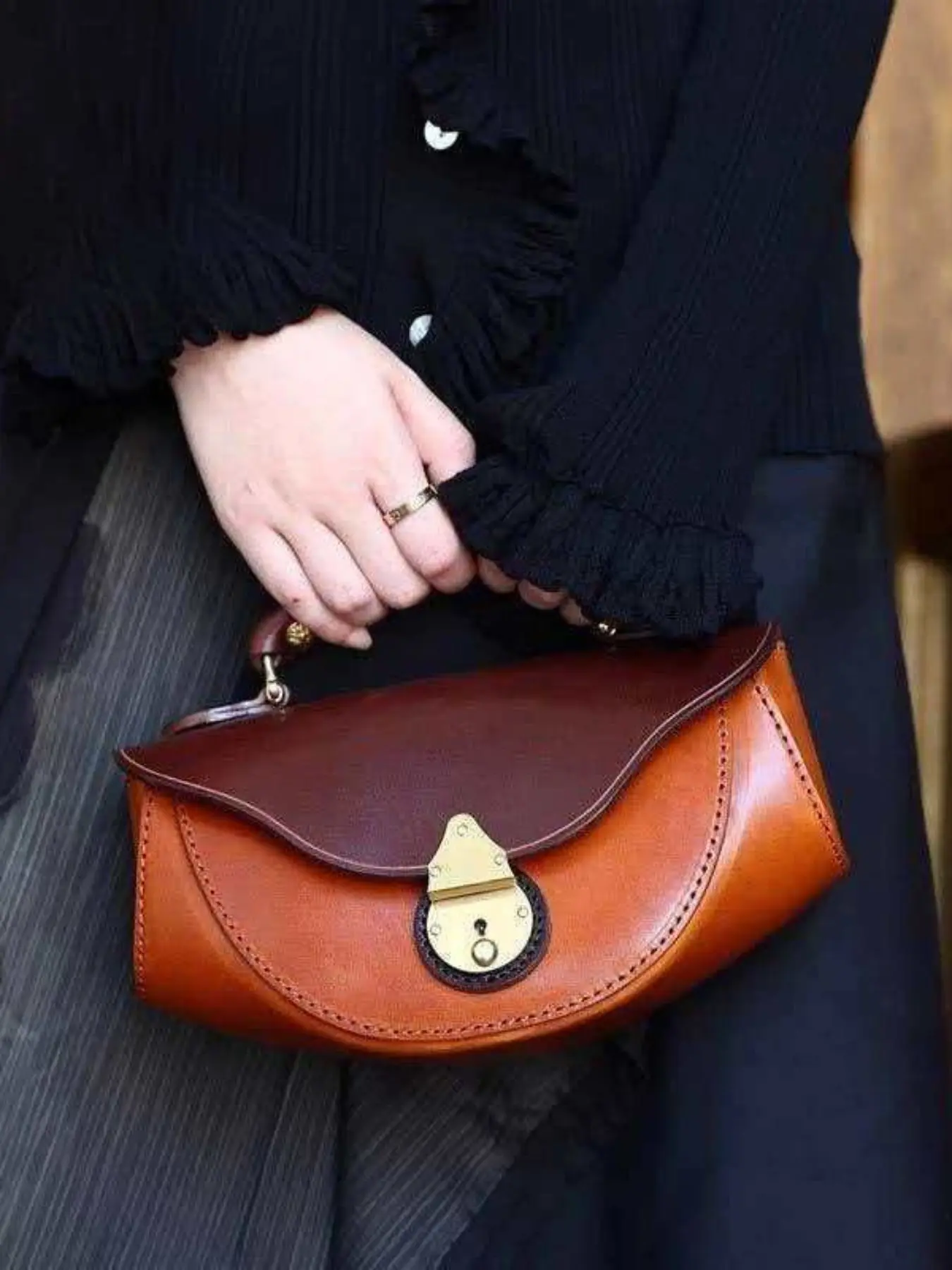 Vintage Crossbody Bag, Versatile Handbag for Daily Use, Perfect for Mother's Day, Shoulder & Crossbody Carry, Crossbody Shoulder Bags, Unique Style, Trendy Crossbody Bag, Pu Leather Crossbody
