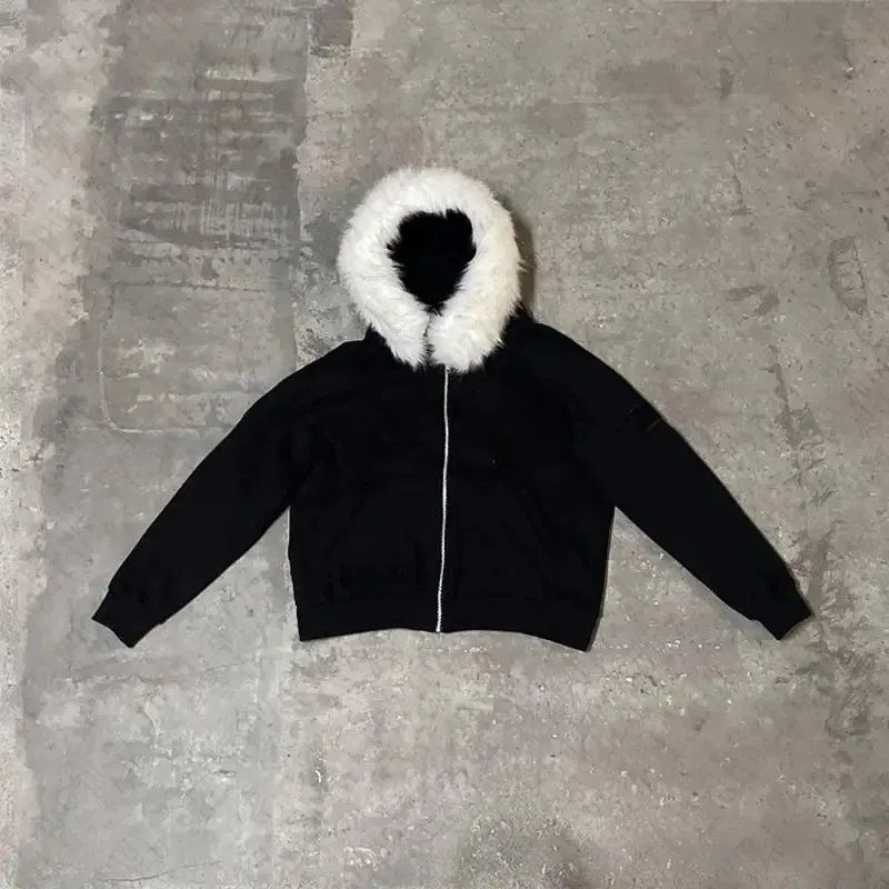 Black hoodie with white fur collar