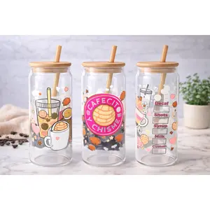 Cafecito y Chisme Glass Can Cup – Cute Coffee Aesthetic Tumbler with Bamboo Lid