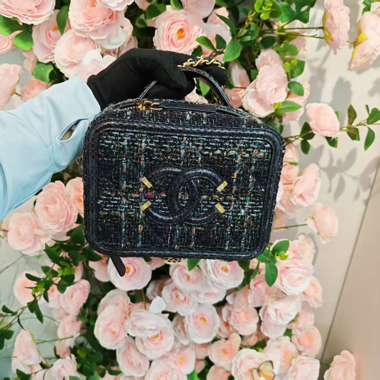 Pre-owned Italy Crossbody Bags Chanel Small Tweed & Snakeskin Camera Bag(SZ 18827)