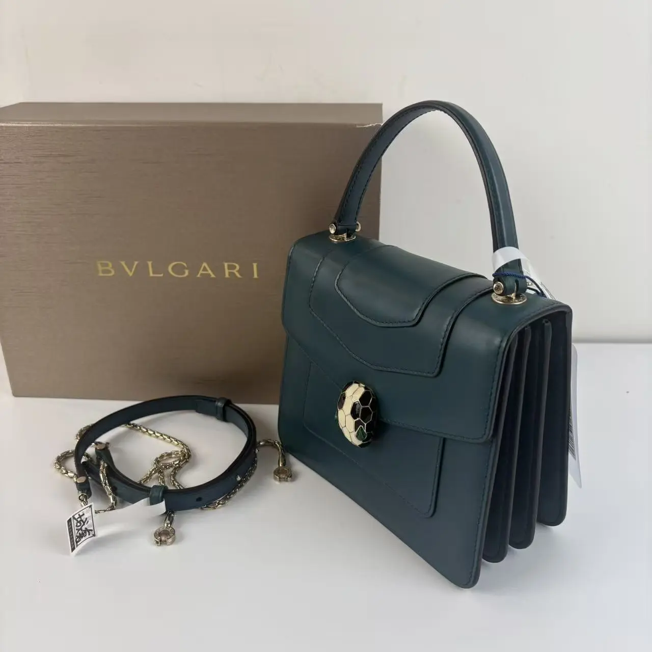 Pre-owned Bvlgari Serpenti Forever Medium