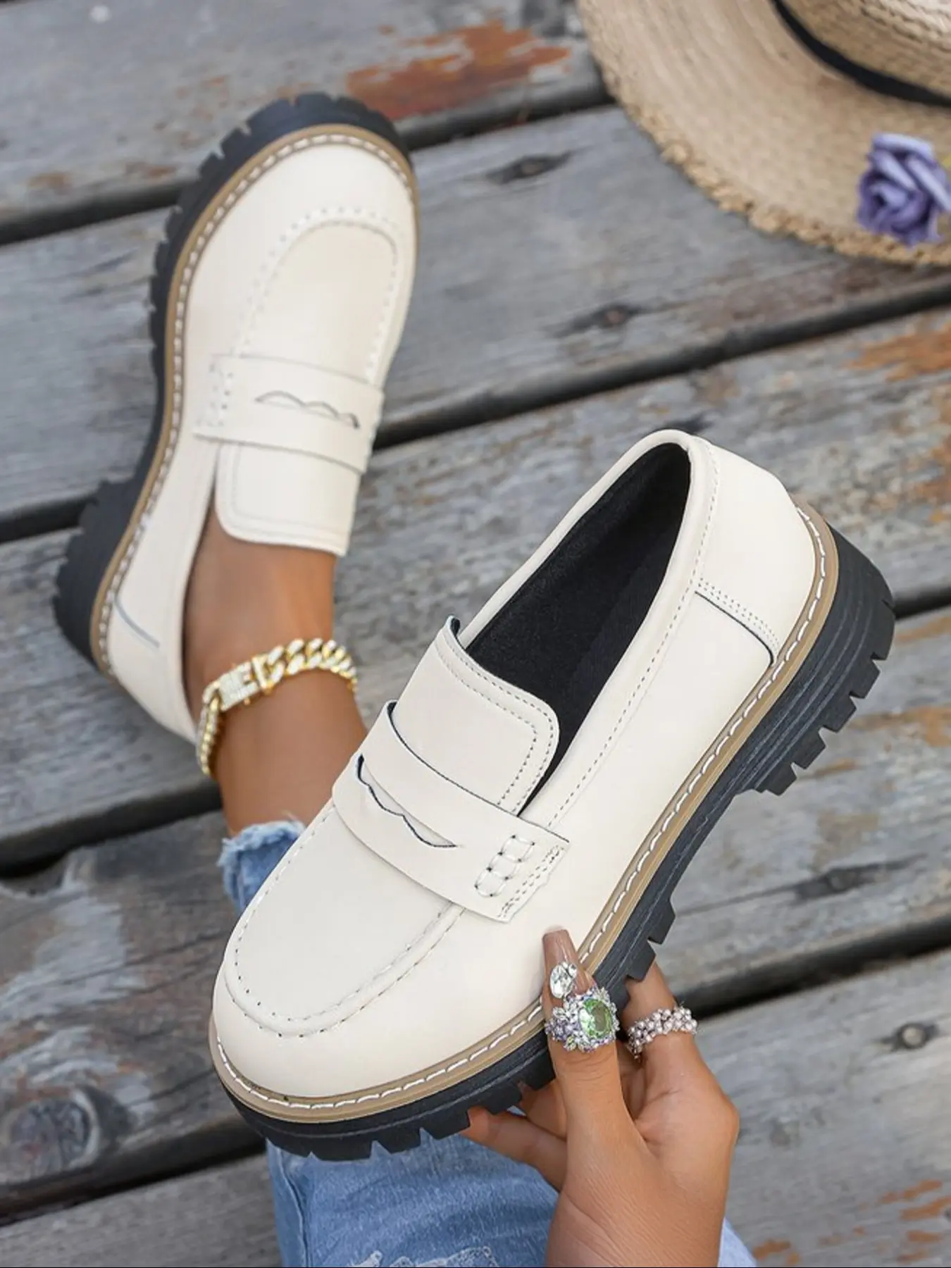 Women's Thick Sole Rubber Slip-On Loafers, Walking Shoes, Comfortable Fashion Design, Perfect for Daily Wear, Durable Structure, All Seasons, Footwear