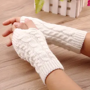 Women's Winter Gloves, Half-Finger Elastic No Finger Warm Touchscreen Compatible, Comfortable Stretch Fit for Winter Use