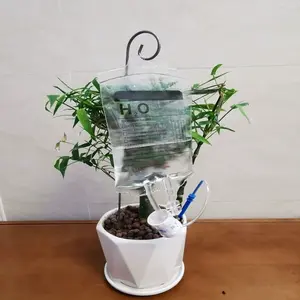 Household lazy timed drip bag, potted plant automatic drip irrigation waterer, travel plant slow-release irrigation and watering device