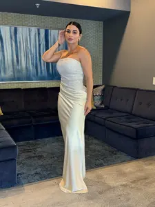 SAMARA Sparkling Dress - Versatile Glittery Gown for Parties & Events - Elevate Your Style with This Eye-Catching Piece