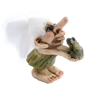 Troll: NyForm - Girl Troll Kissing Frog from Norway