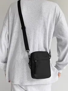 Fashion Simple Solid Color Mini Nylon Crossbody Bag, Lightweight Waterproof Shoulder Bag, Casual Daily Use, Unisex Outdoor Sports Backpack, Adjustable Crossbody Strap