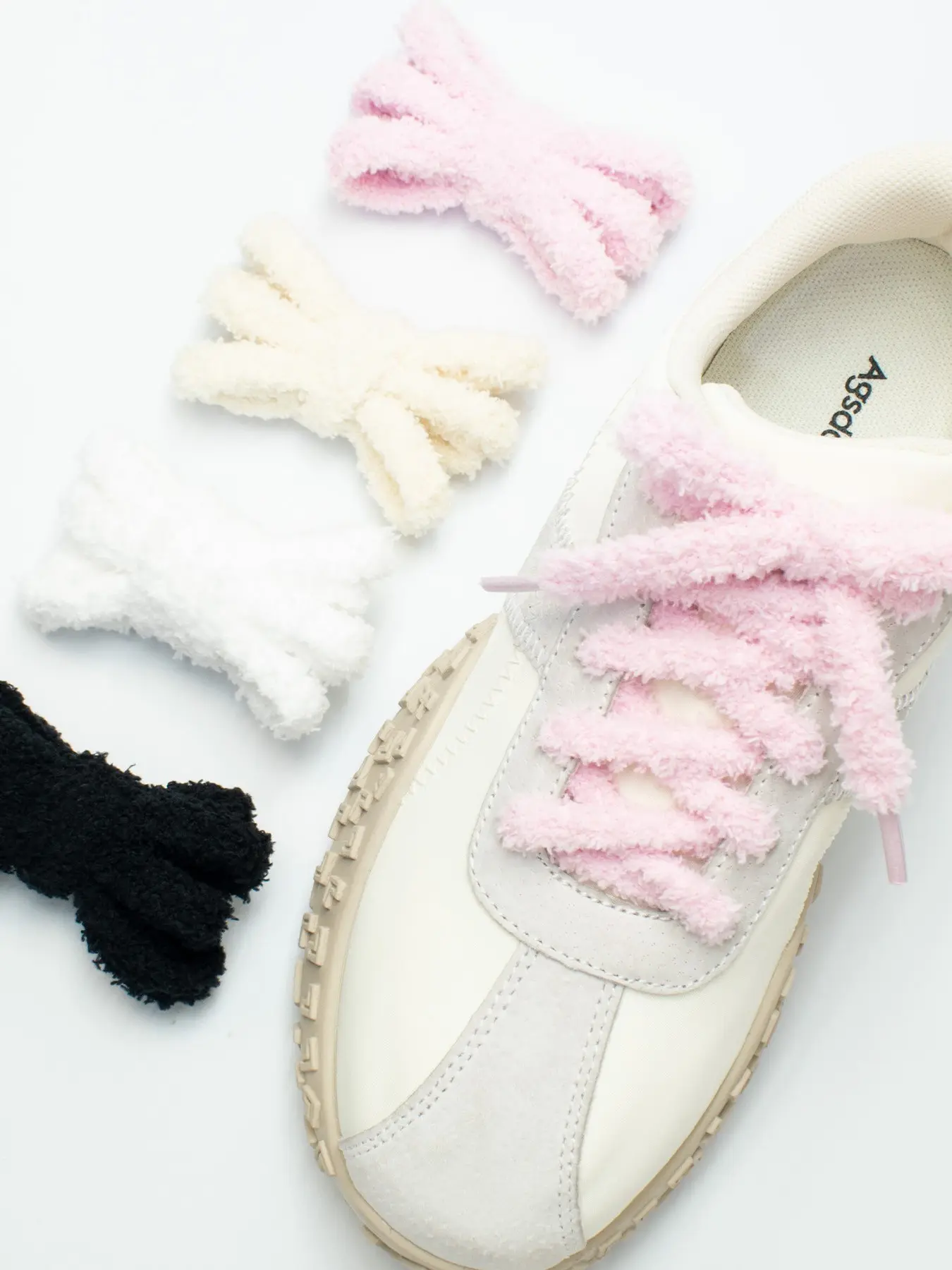 4 Pairs Solid Color Faux Fur Lined Flat Shoelaces, 1cm Wide, Perfect for Casual Sports Basketball Shoes, Comfortable and Durable