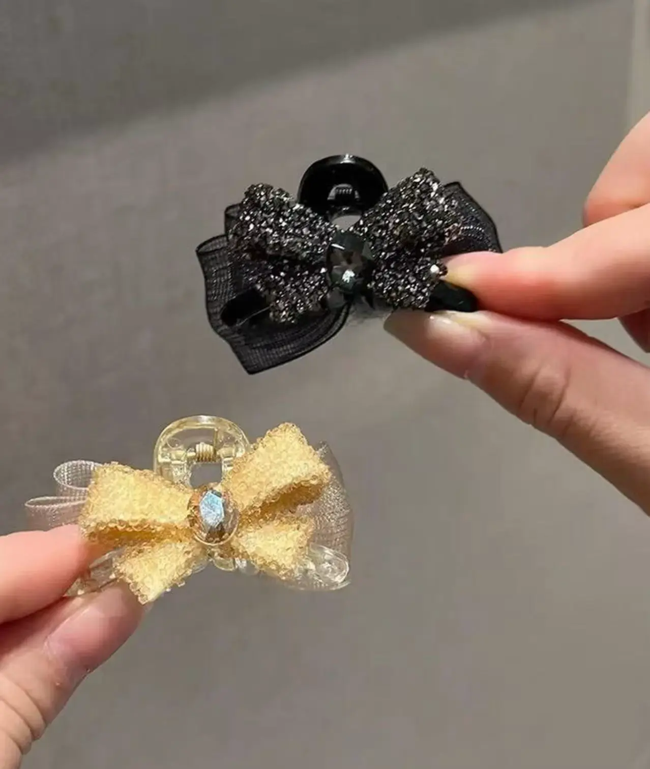 Women's Sparkly Bow Hair Claw Clip, Cute Fashion Hair Accessory