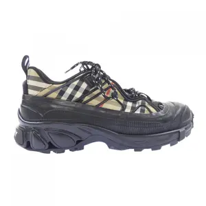 Pre-owned BURBERRY Others Small Leather Goods Sneakers