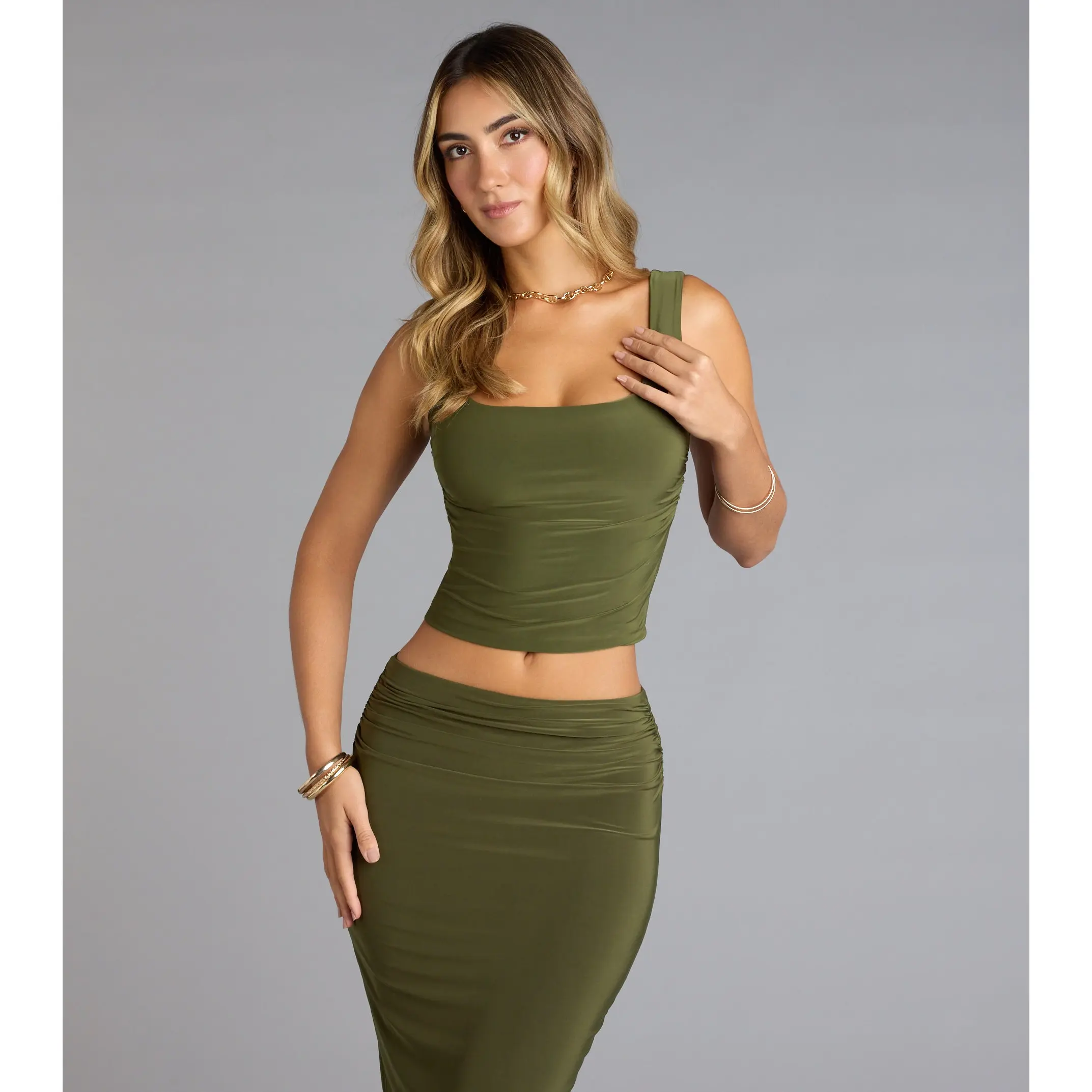 Bold Simplicity Crop Tank Top
